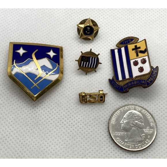 Vintage Lot of 5 Military Pin Coast Guard ROTC Gold Tone Lapel Pin USO - Picture 2 of 10